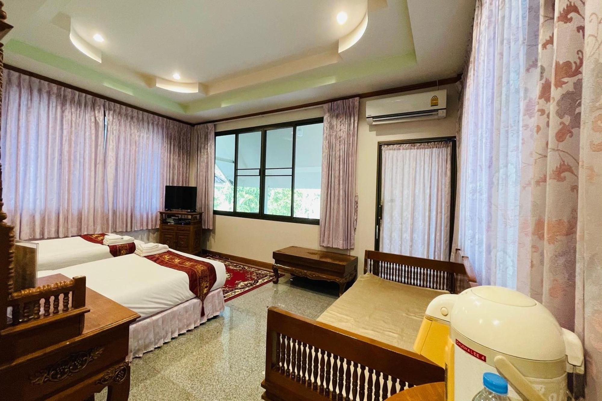 Baan Rim Kwai Paerimnam Resort カンチャナブリ エクステリア 写真