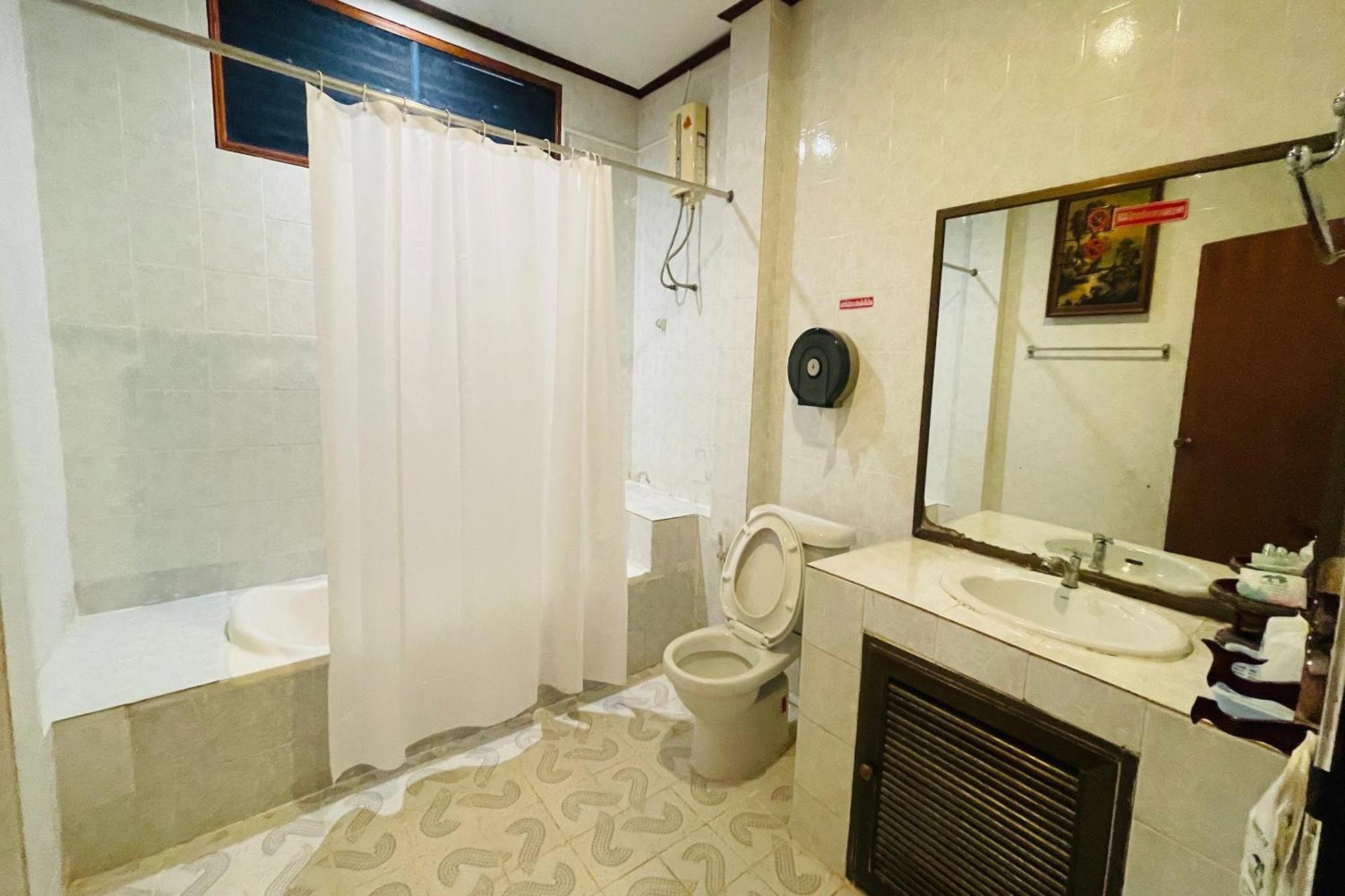 Baan Rim Kwai Paerimnam Resort カンチャナブリ エクステリア 写真